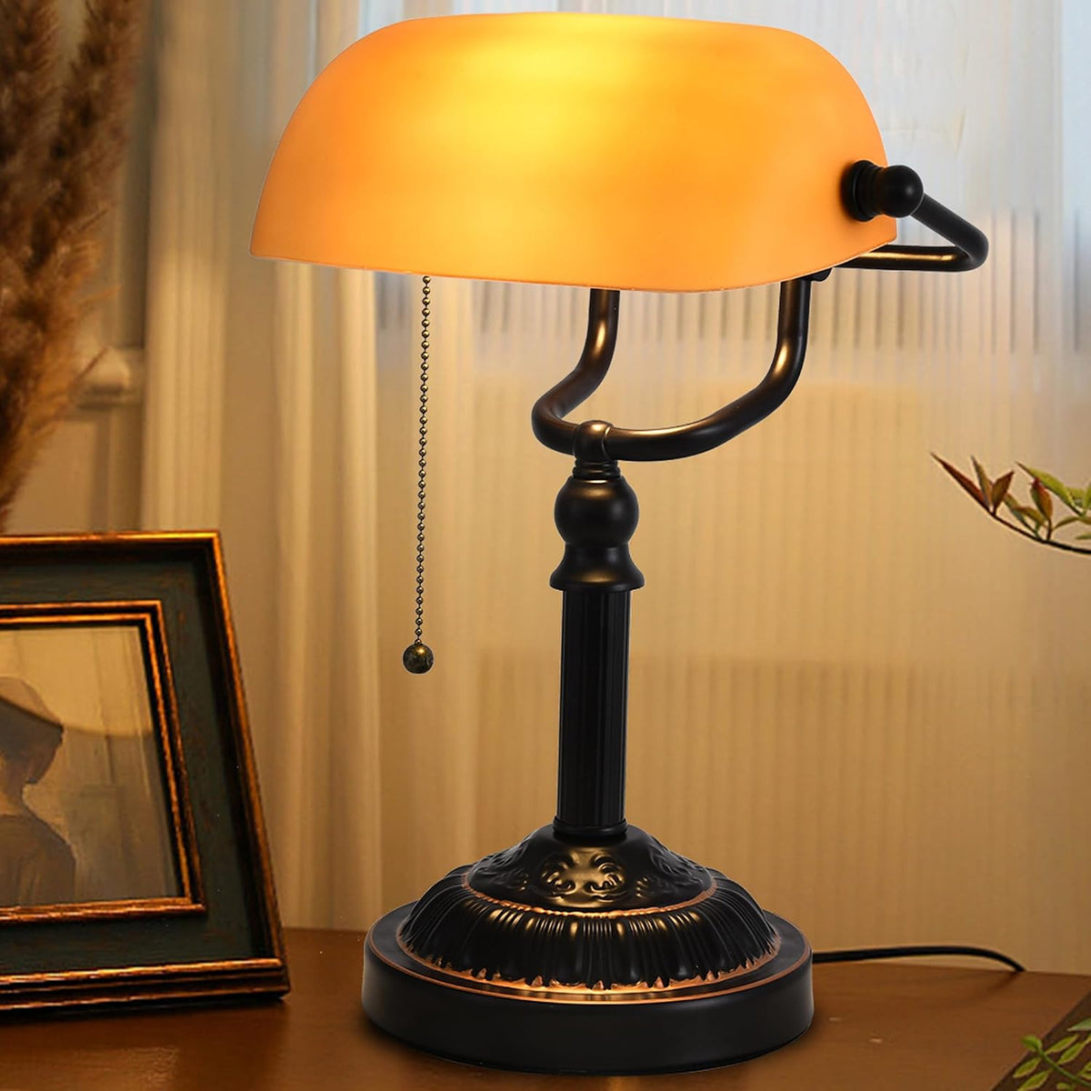 Bankers Desk Lamp with USB-A Port, Rustic Desk Lamp Pull Chain with Yellow Glass Shade, Vintage Banker's Desk Lamp Oil Rubbed Bronze for Home Office Library