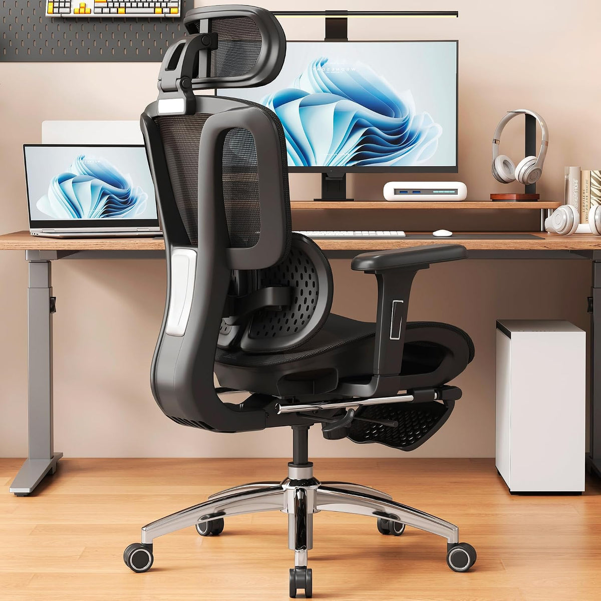Vonesse Ergonomic Office Chair with Footrest, Desk Chairs with Adjustable 3D Headrest and Armrests, Computer Gaming Chair with Dynamic Lumbar Support & Adjustable Depth Breathable Mesh Seat (Black)