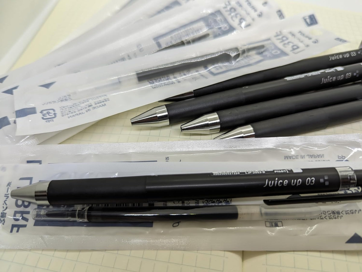 MAYAX Pilot juice up 05 Retractable Gel Ink Pen Ultra Fine Point, Black Ink, 5 Pens & 10 Refills, Original Sticky Notes (0.5mm, Millimeters)