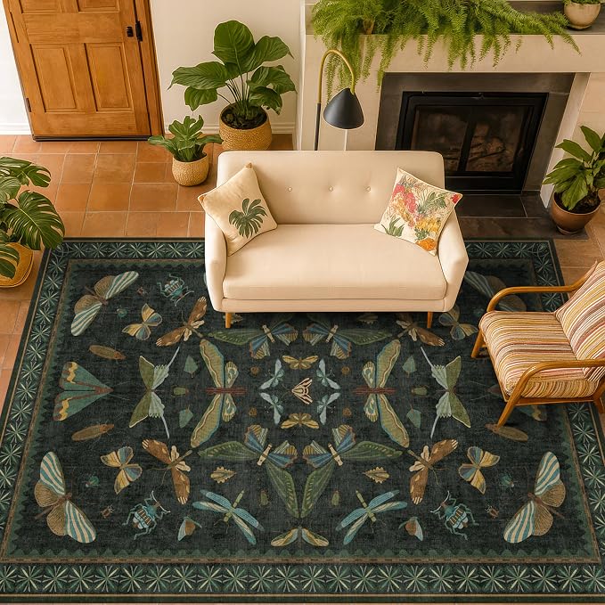 Hazo Haus Black and Green Rug 5x8