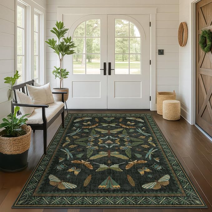 Hazo Haus Black and Green Rug 5x8